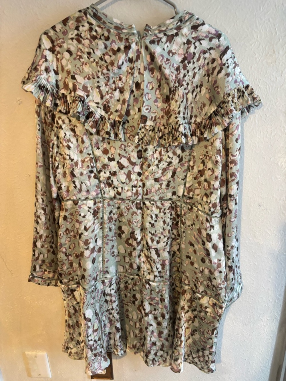 Ted Baker London Cream Floral Ruffle Long Sleeve Mini Dress size 6 - Picture 2 of 7